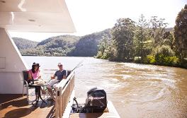 Houseboat, Hawkesbury